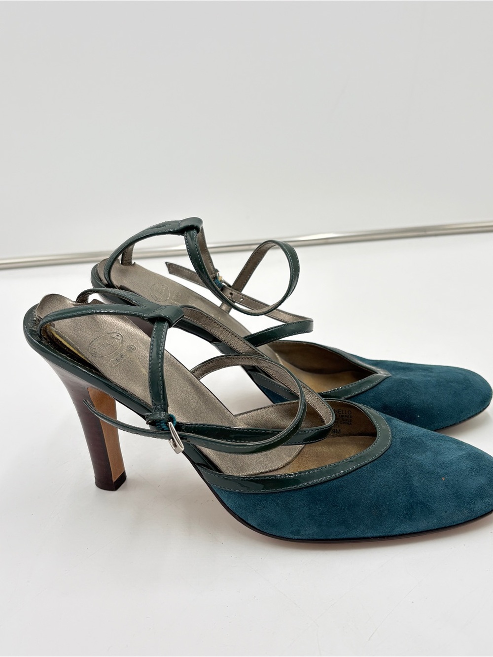 Vintage Retro Y2K Circa Blue Teal Suede Heels Pumps Strappy Women’s Size 9